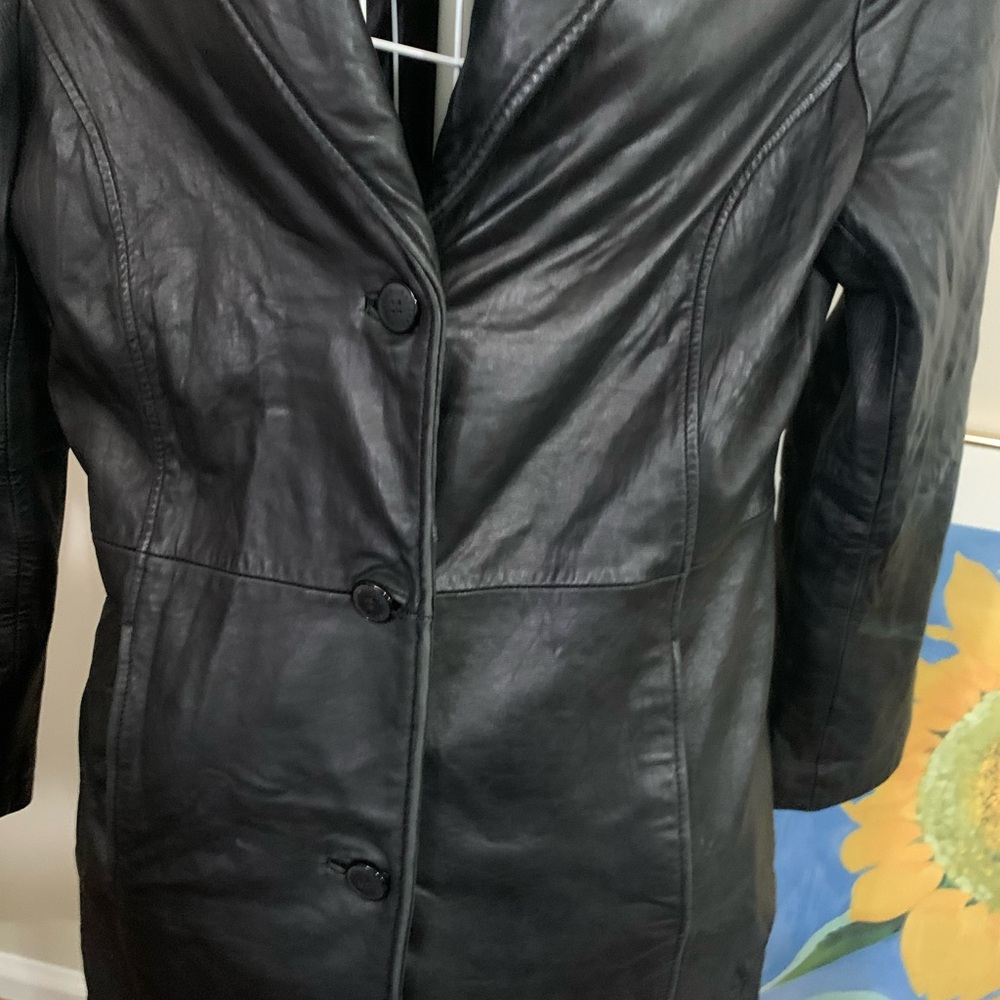 Elegant Black Leather Jacket for Women
